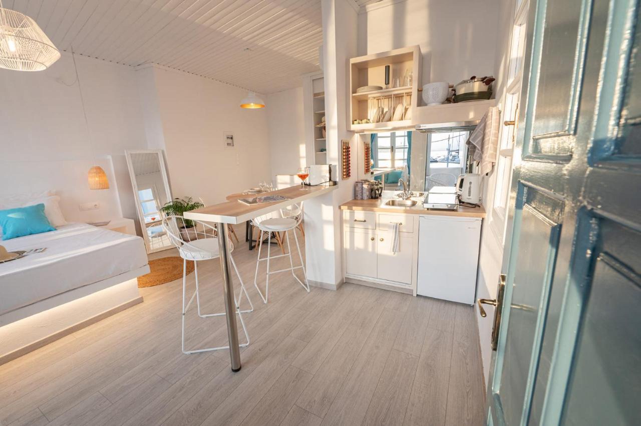 The White Rose Apartment Poros Town Eksteriør billede